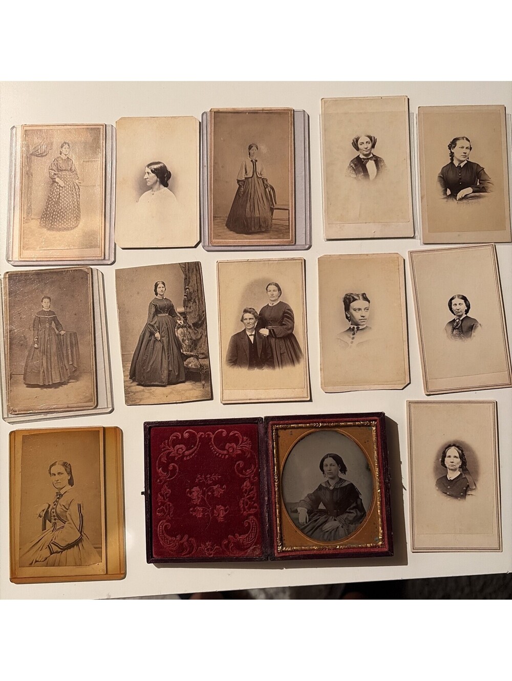 Lot Of Antique Portraits 1800s